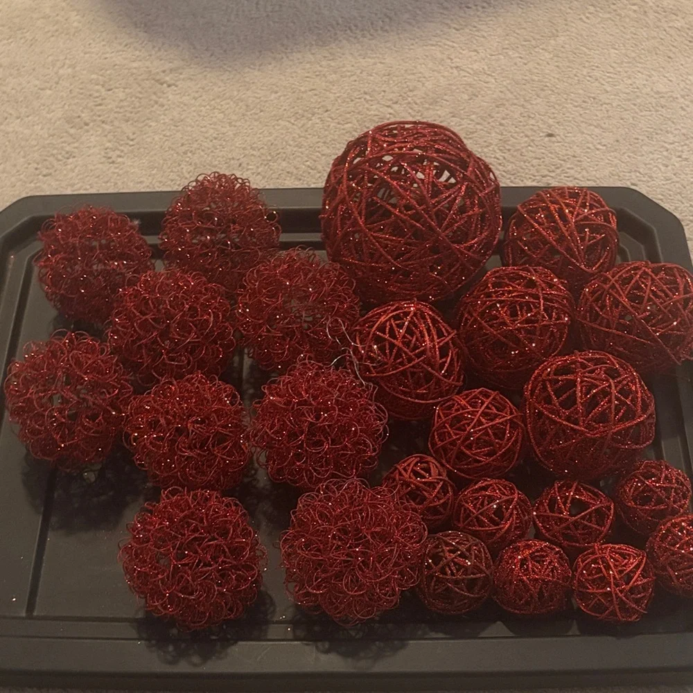 Pier 1 Red Sparkling Decorative Valentines Day Wedding Spheres Ornaments Lot